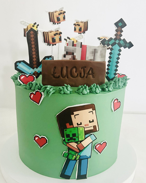 Tort z małym Stevem z Minecraft